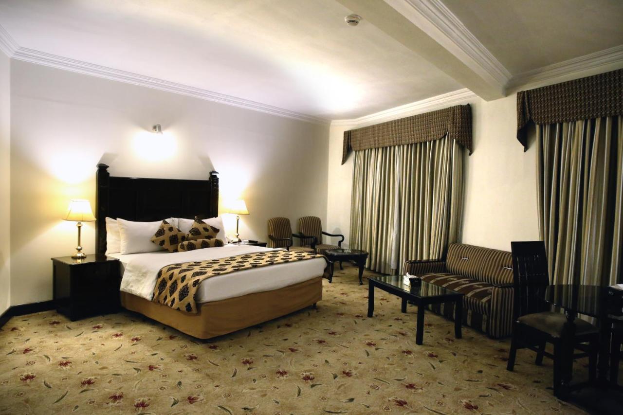 Hotel Hillview Islamabad Exterior photo