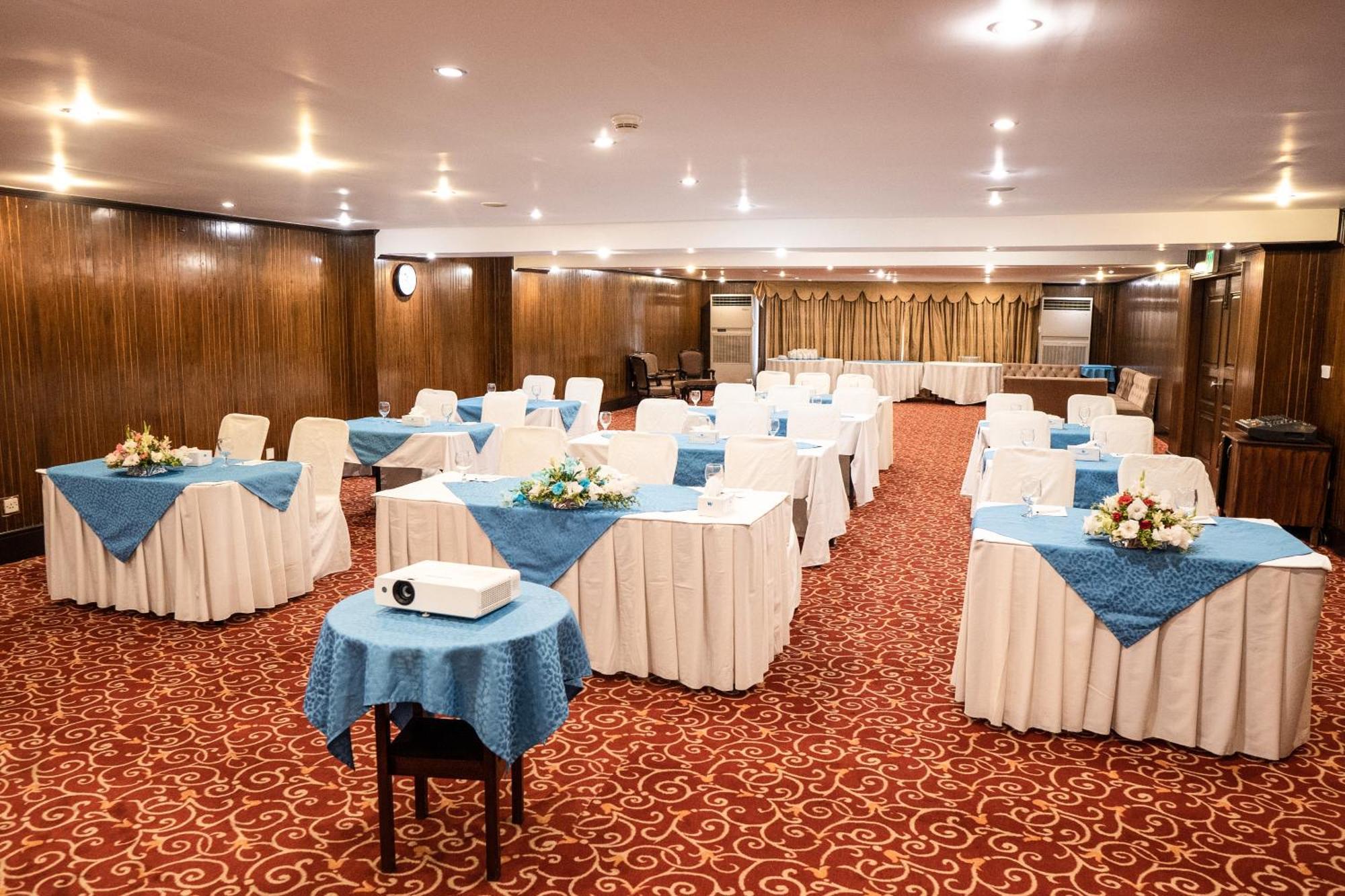 Hotel Hillview Islamabad Exterior photo